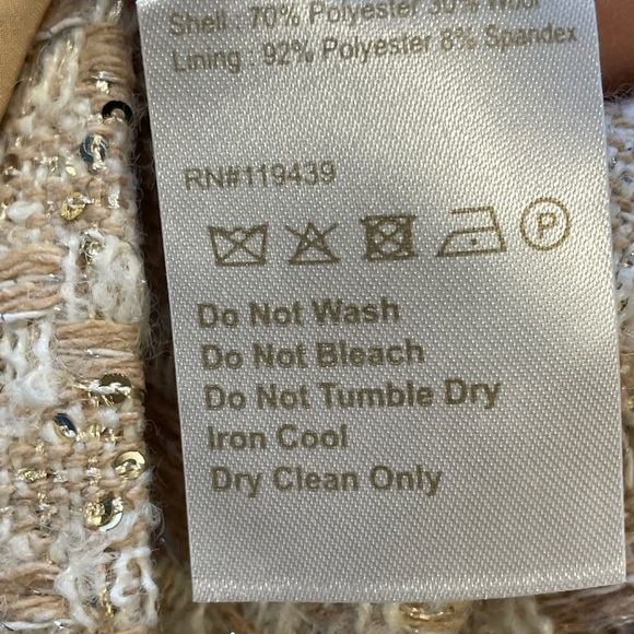 Elegant Beige Sequin Tweed Dress - Picture 7 of 7